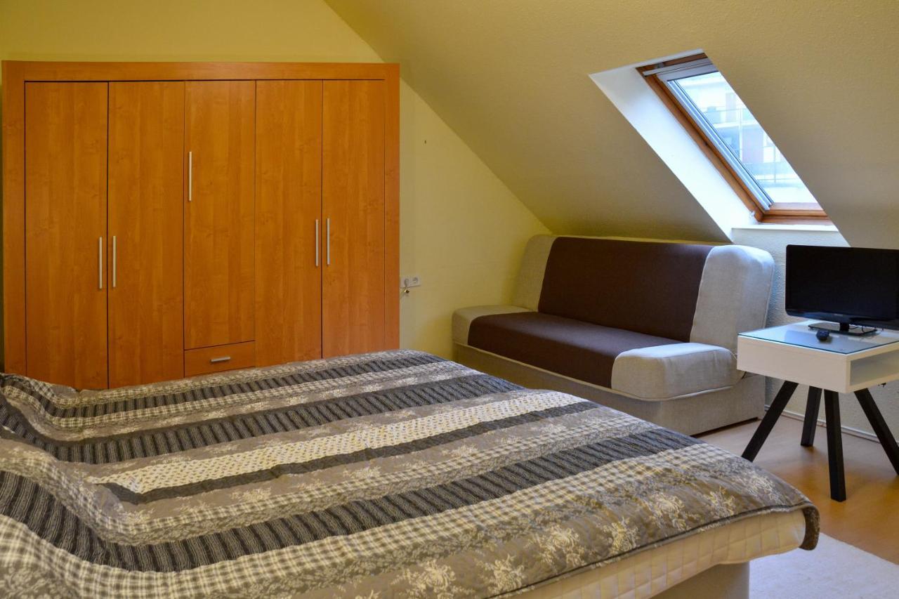 Afrodite Apartmanhaz Eger Kültér fotó