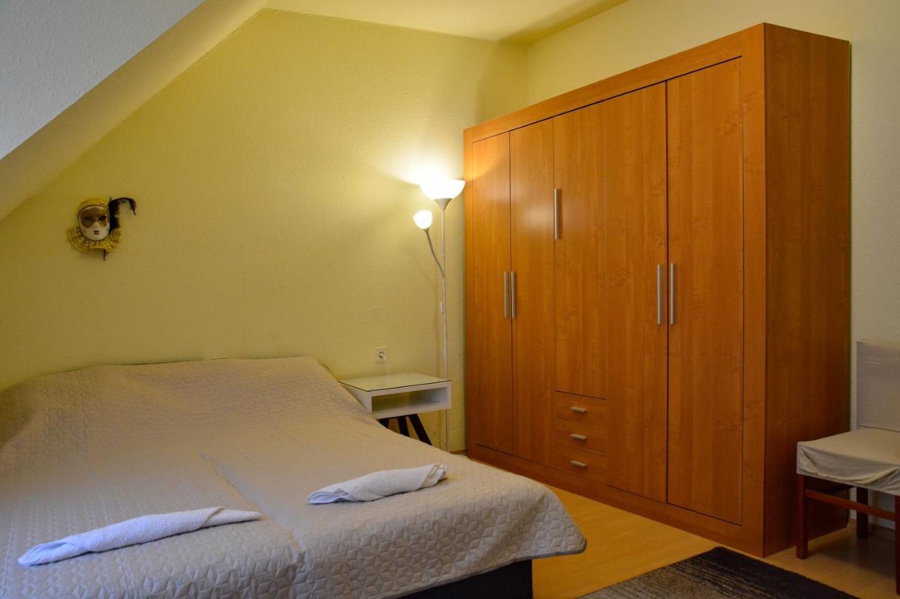 Afrodite Apartmanhaz Eger Kültér fotó