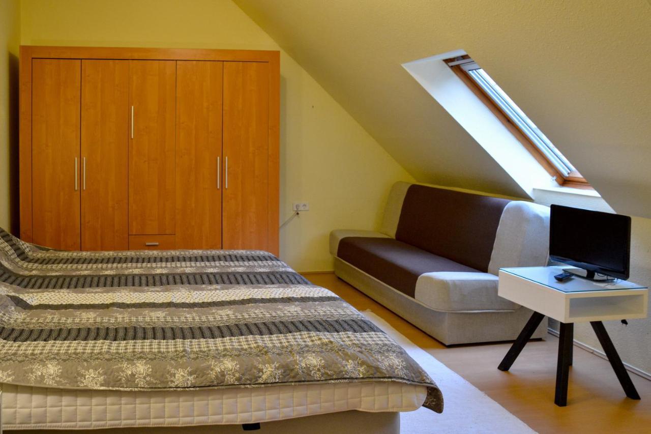 Afrodite Apartmanhaz Eger Kültér fotó
